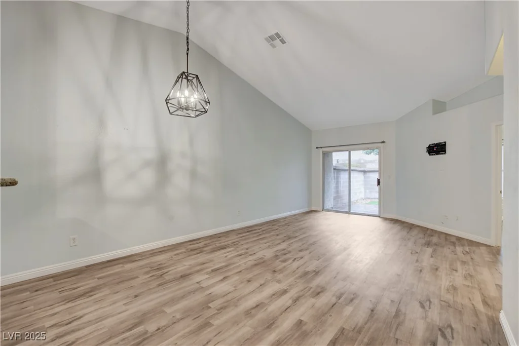 393 Blanca Springs, Henderson, NV 89014