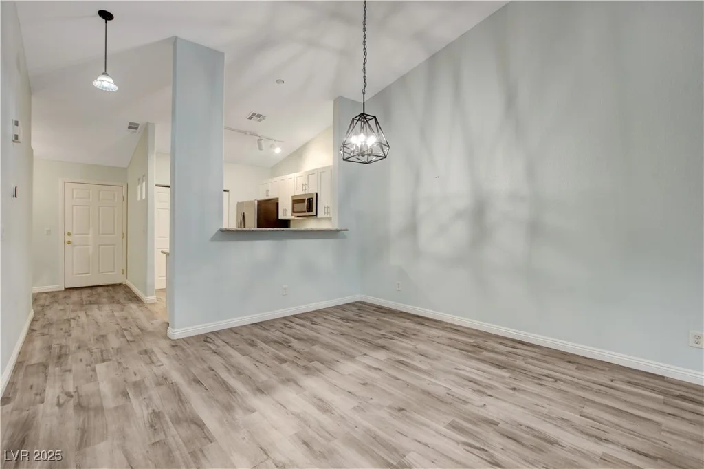 393 Blanca Springs, Henderson, NV 89014