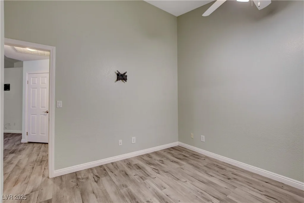 393 Blanca Springs, Henderson, NV 89014