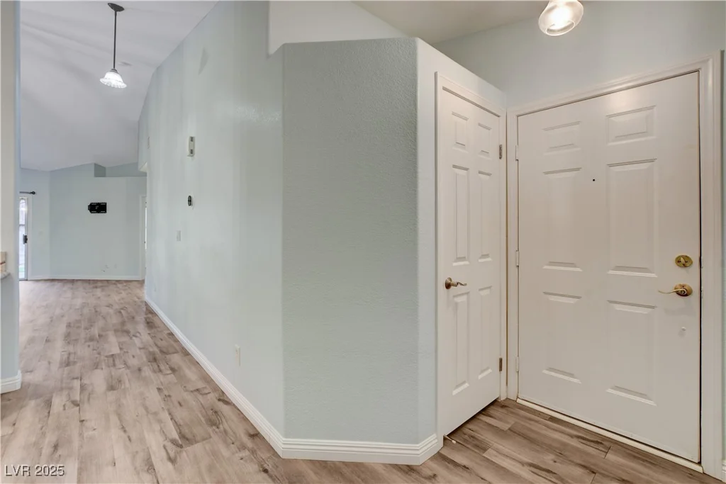 393 Blanca Springs, Henderson, NV 89014