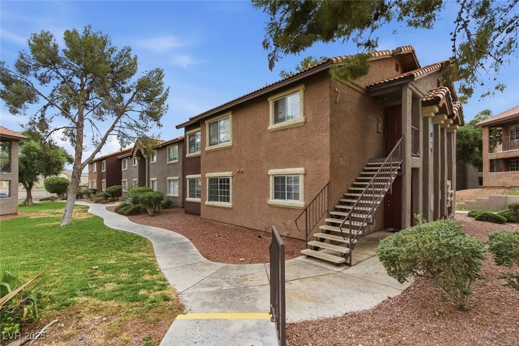 2750 Durango, Las Vegas, NV 89117