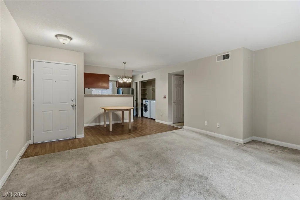 2750 Durango, Las Vegas, NV 89117