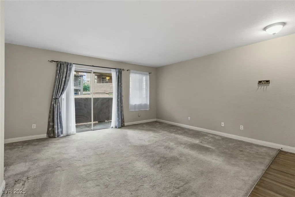 2750 Durango, Las Vegas, NV 89117
