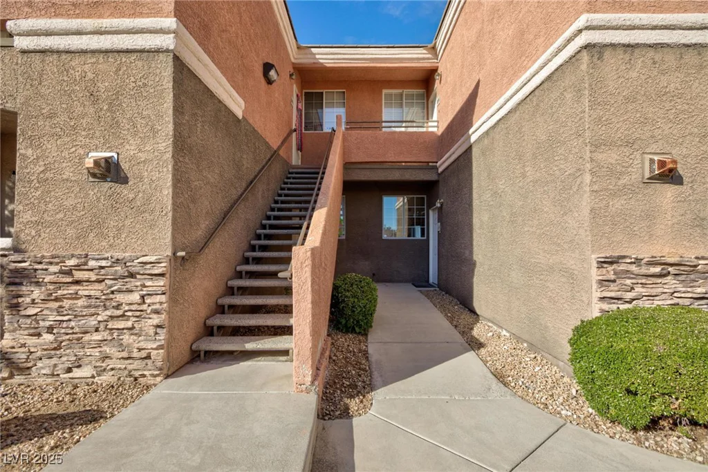 7701 Himalayas, Las Vegas, NV 89128