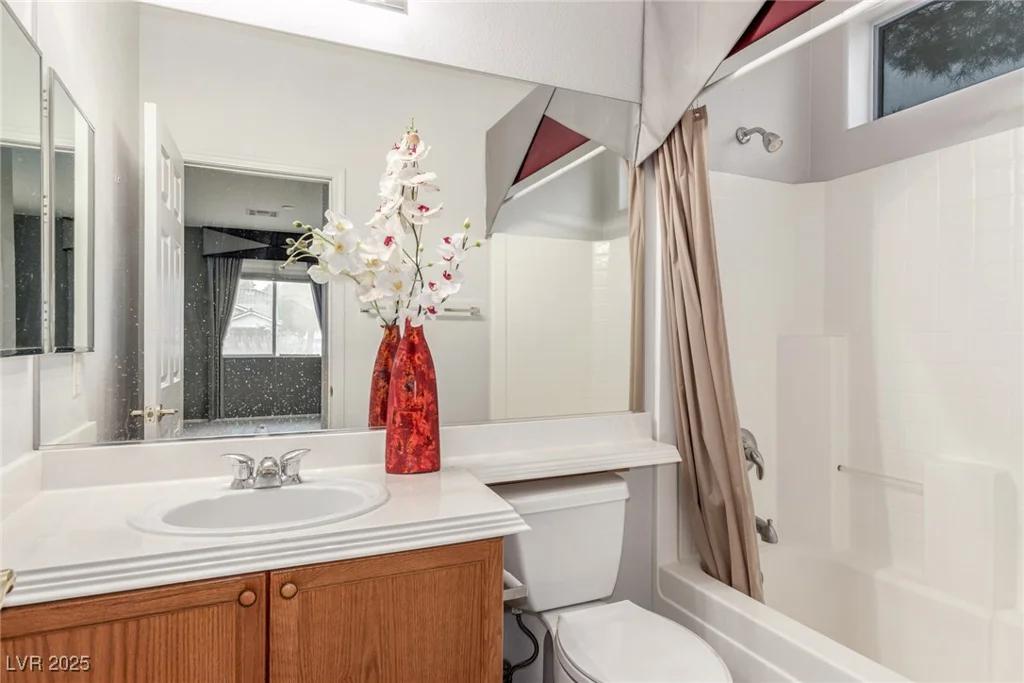6623 Dapple Gray, Las Vegas, NV 89148