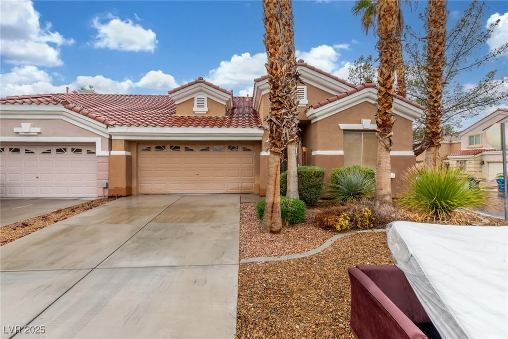 6623 Dapple Gray, Las Vegas, NV 89148