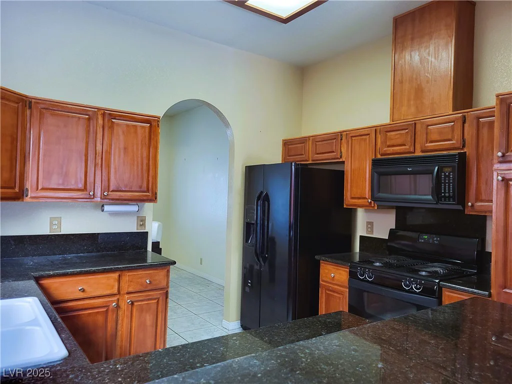 2729 Beachside, Las Vegas, NV 89117