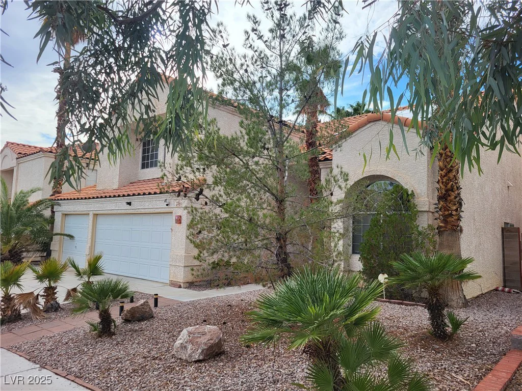 2729 Beachside, Las Vegas, NV 89117