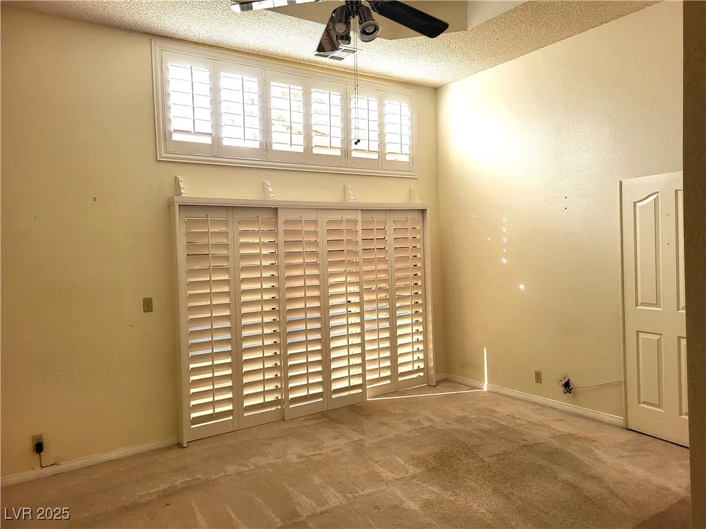 2729 Beachside, Las Vegas, NV 89117