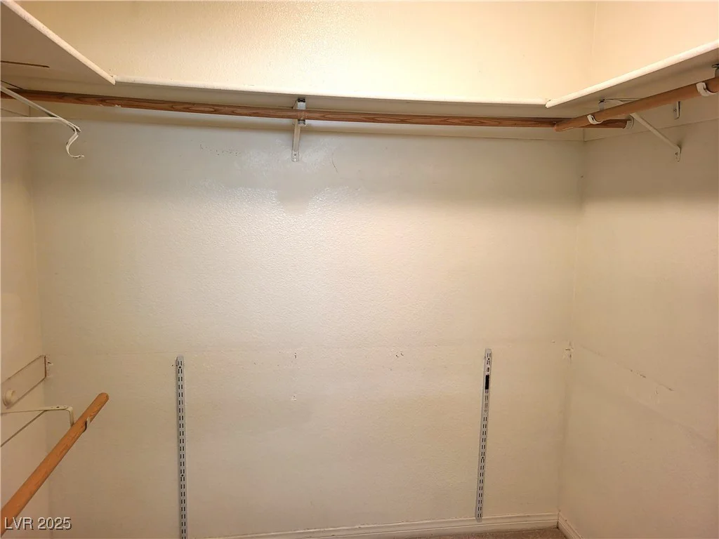 2729 Beachside, Las Vegas, NV 89117