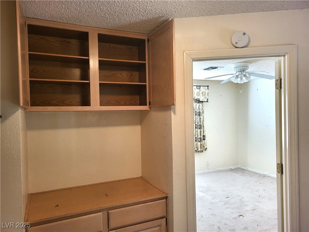2729 Beachside, Las Vegas, NV 89117