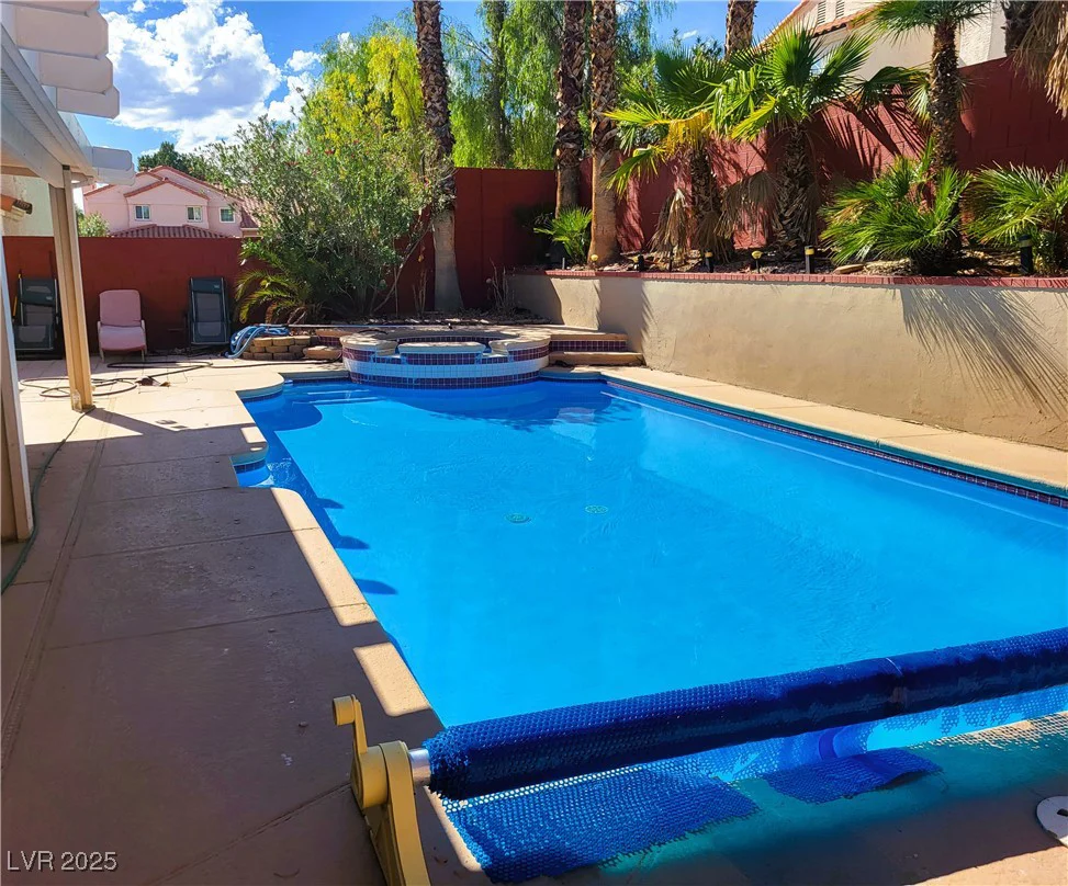 2729 Beachside, Las Vegas, NV 89117