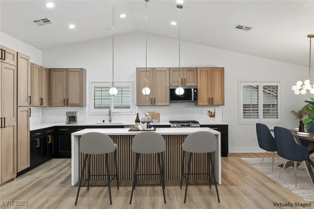 205 Derwent, Las Vegas, NV 89144