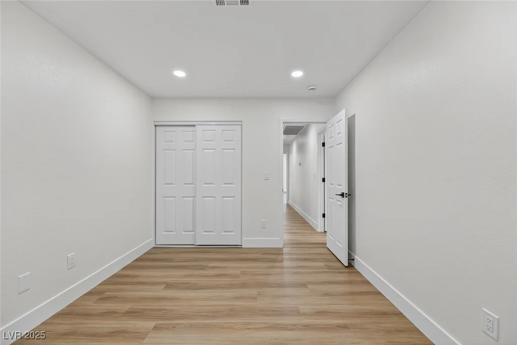 205 Derwent, Las Vegas, NV 89144