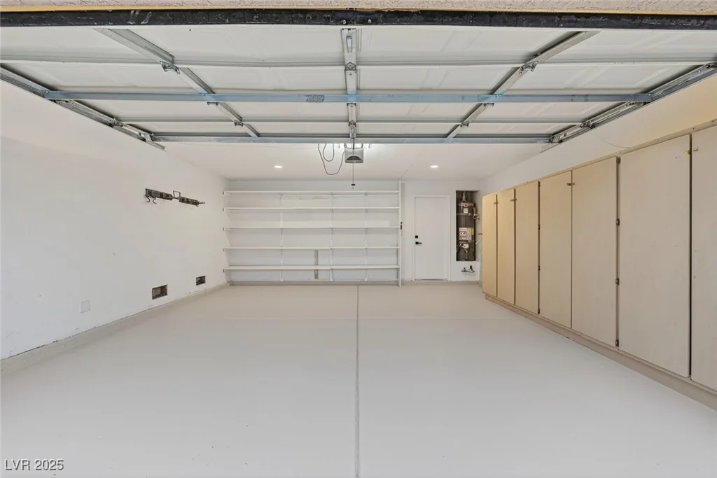 205 Derwent, Las Vegas, NV 89144