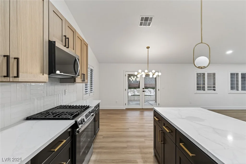 205 Derwent, Las Vegas, NV 89144