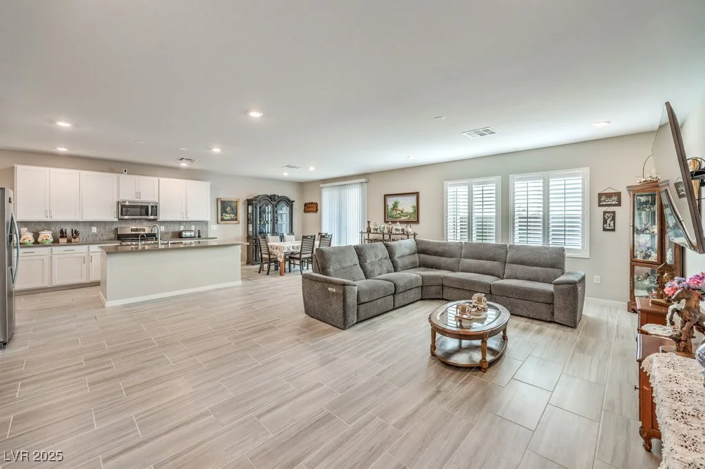 3133 Peaceful Palm, North Las Vegas, NV 89086