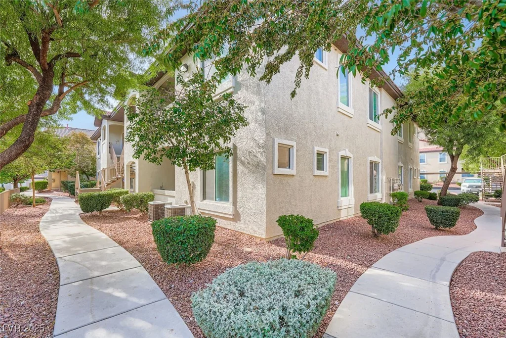 3350 Cactus Shadow, Las Vegas, NV 89129