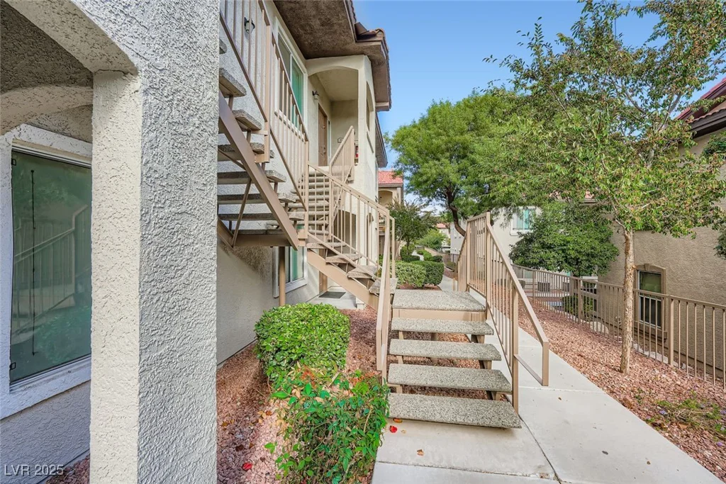 3350 Cactus Shadow, Las Vegas, NV 89129