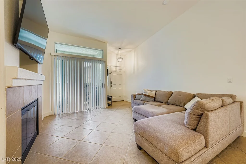 3350 Cactus Shadow, Las Vegas, NV 89129
