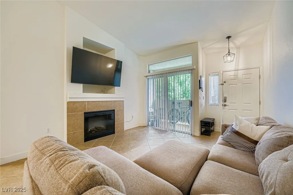 3350 Cactus Shadow, Las Vegas, NV 89129
