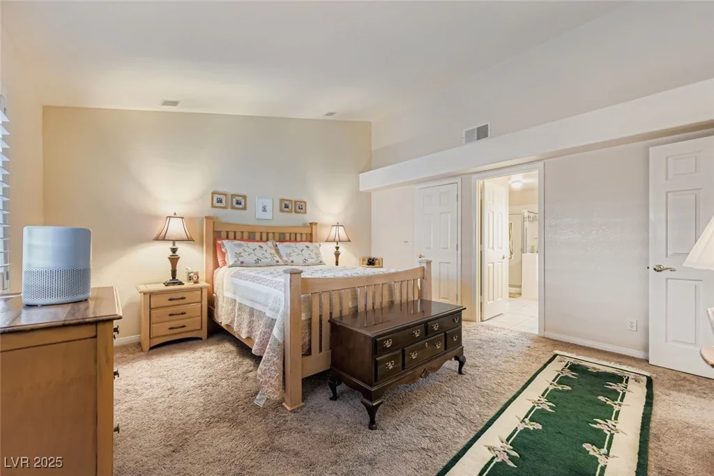 7801 Safari, Las Vegas, NV 89129