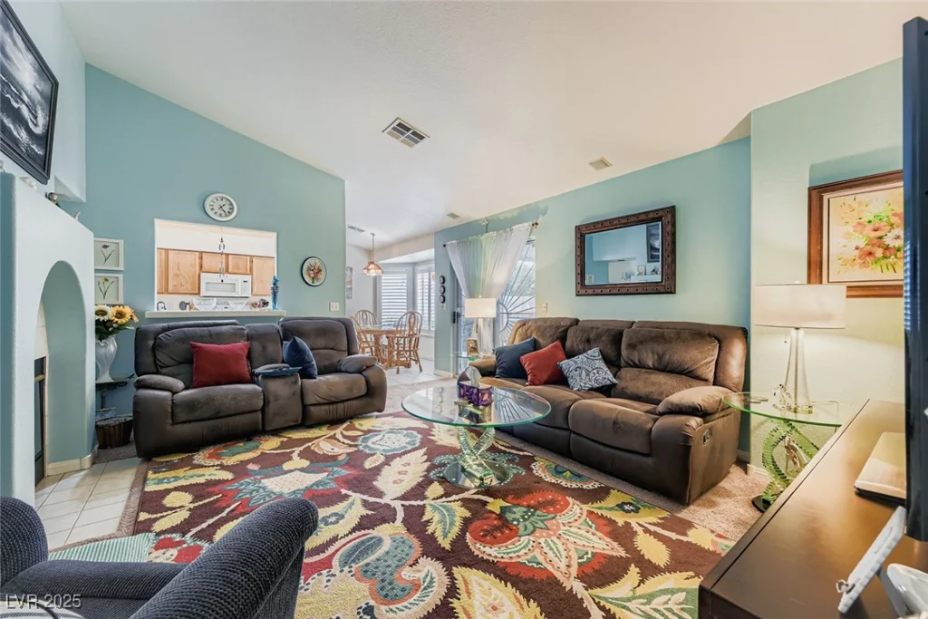 7801 Safari, Las Vegas, NV 89129