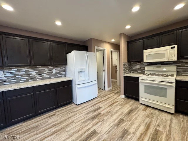 10000 Clear Crystal, Las Vegas, NV 89183