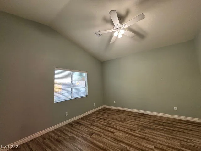 10000 Clear Crystal, Las Vegas, NV 89183