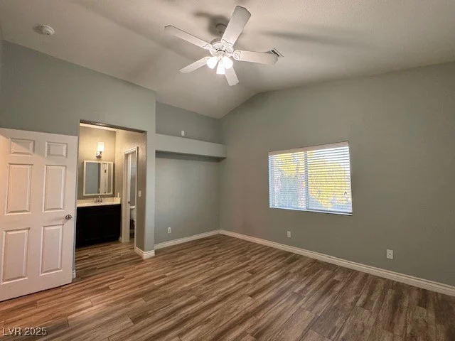 10000 Clear Crystal, Las Vegas, NV 89183