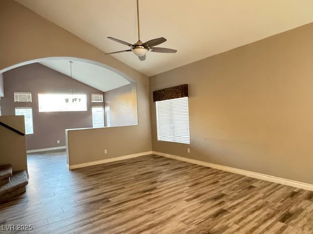 10000 Clear Crystal, Las Vegas, NV 89183