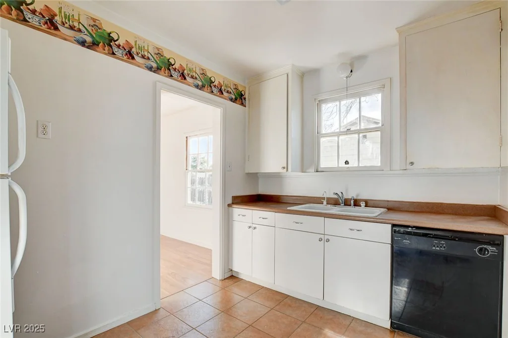 520 5th, Boulder City, NV 89005