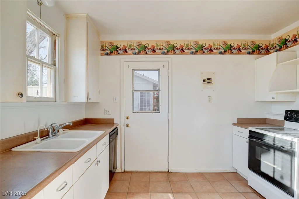 520 5th, Boulder City, NV 89005