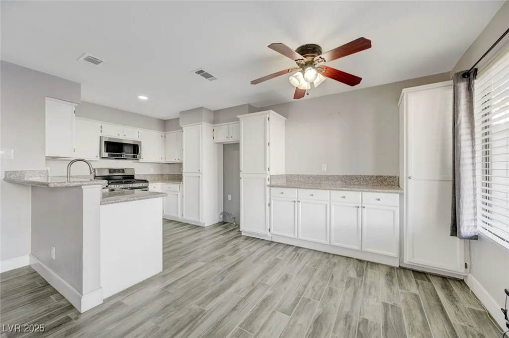 2046 Waverly, Henderson, NV 89014