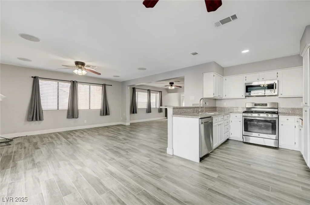 2046 Waverly, Henderson, NV 89014