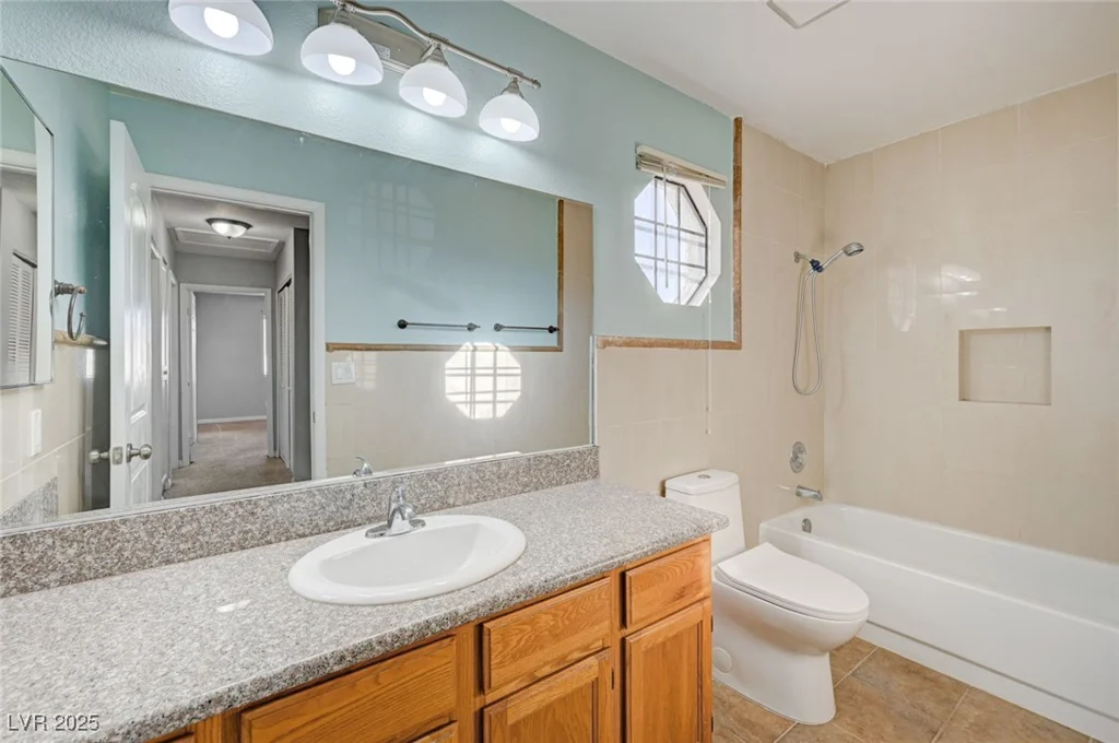 2046 Waverly, Henderson, NV 89014