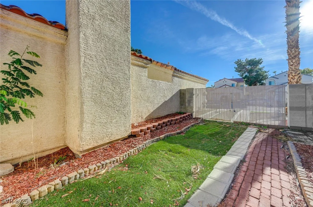 2046 Waverly, Henderson, NV 89014