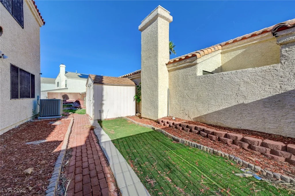 2046 Waverly, Henderson, NV 89014