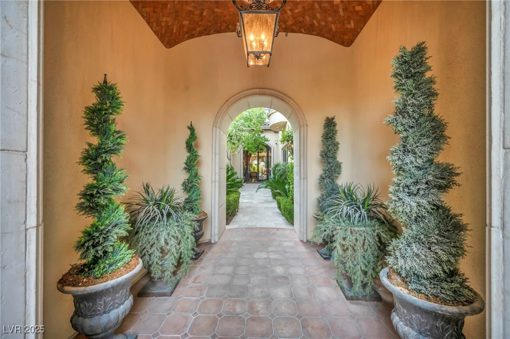 1793 Anelli, Henderson, NV 89012