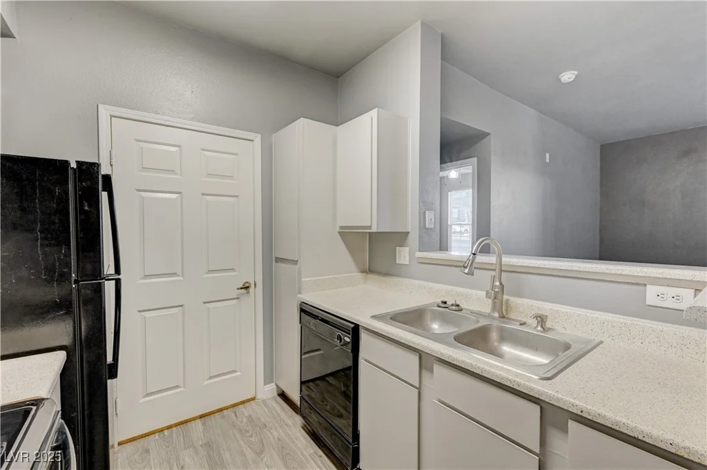 231 Horizon Ridge, Henderson, NV 89012