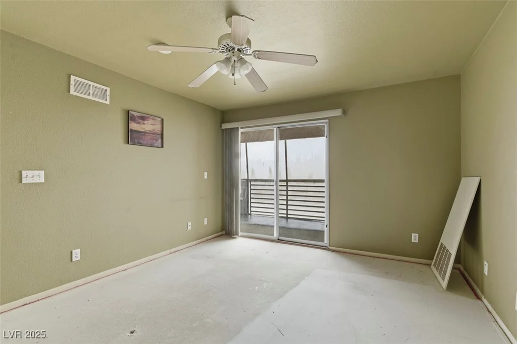4555 Sahara, Las Vegas, NV 89104