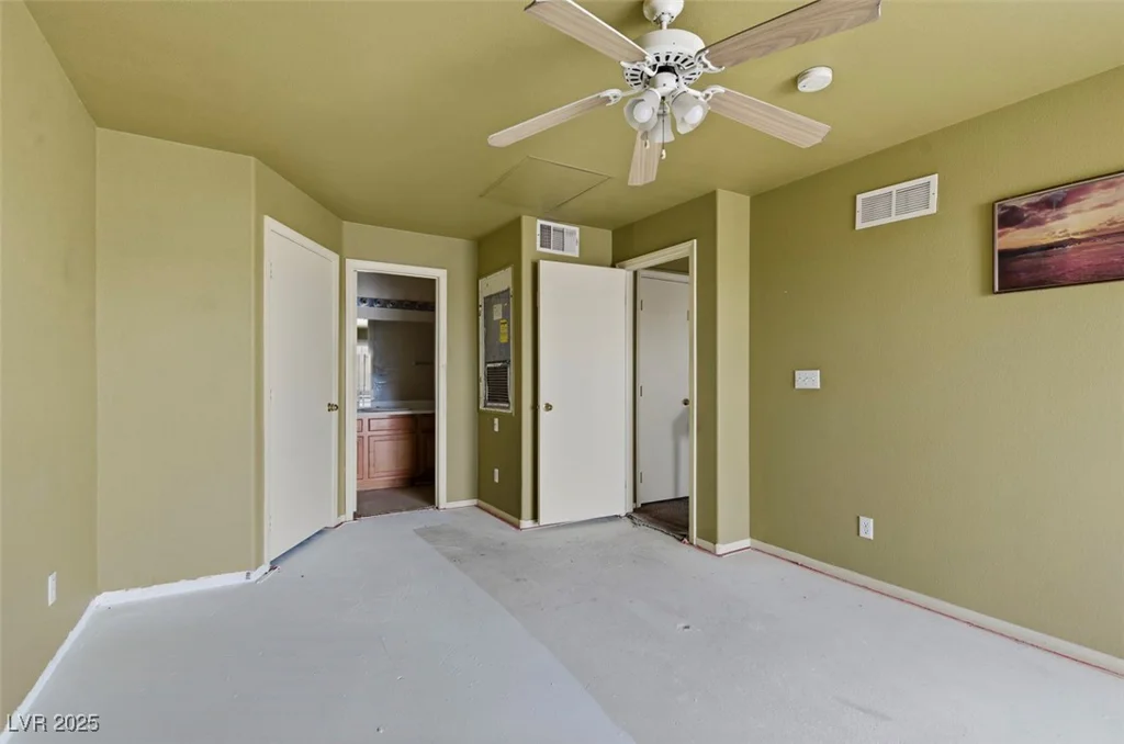4555 Sahara, Las Vegas, NV 89104