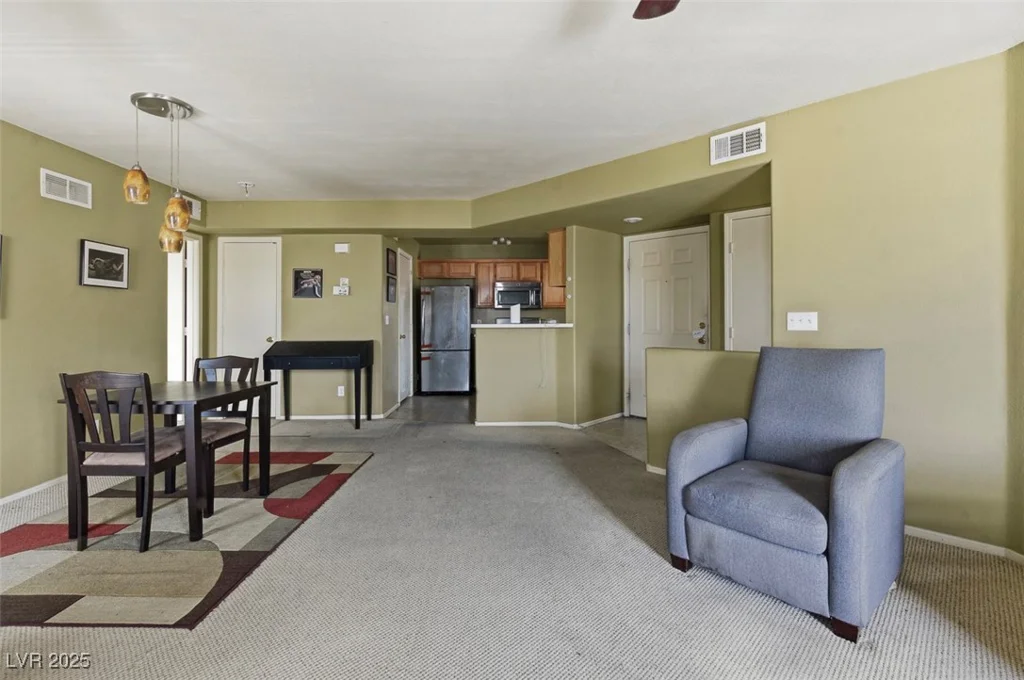 4555 Sahara, Las Vegas, NV 89104