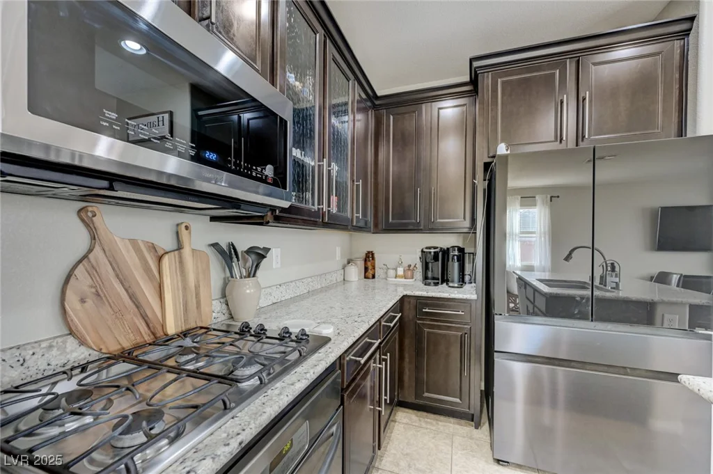 7497 Glimmering Sun, Las Vegas, NV 89178