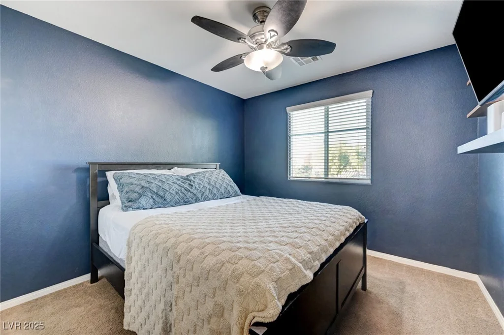 7497 Glimmering Sun, Las Vegas, NV 89178