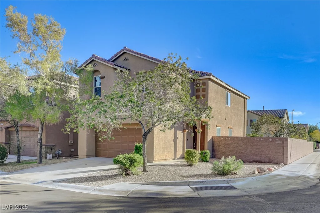7497 Glimmering Sun, Las Vegas, NV 89178