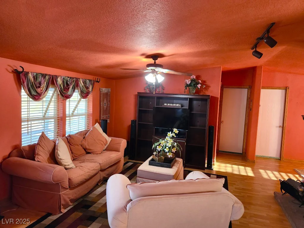 955 Hobson, Searchlight, NV 89046