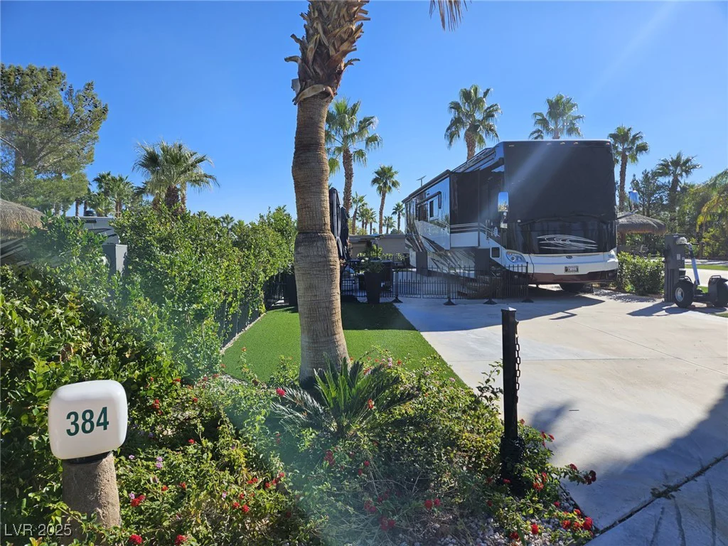 8175 Arville, Las Vegas, NV 89139