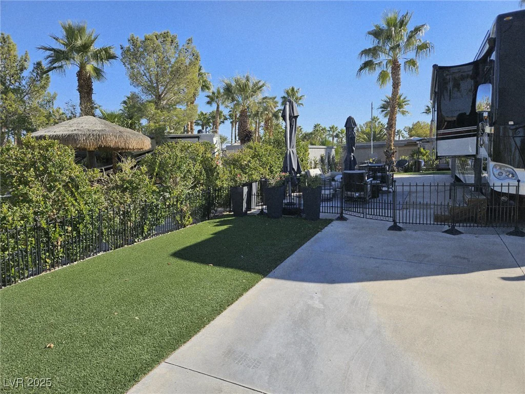 8175 Arville, Las Vegas, NV 89139