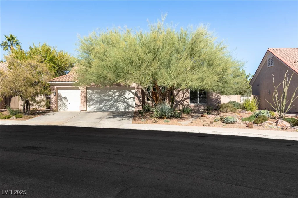 264 Chestnut Ridge, Henderson, NV 89012